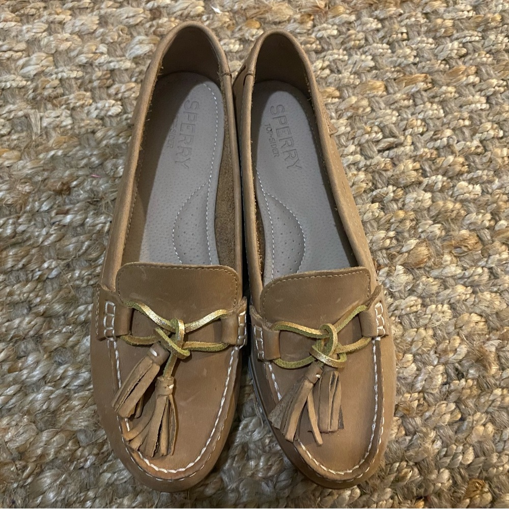 Sperry Top-Sider women’s size 8.5 never worn